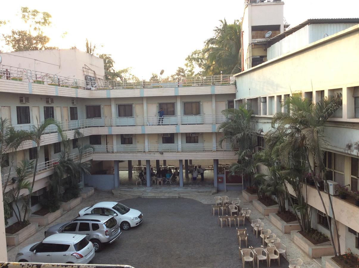 Hotel Royale Heritage Nashik Buitenkant foto