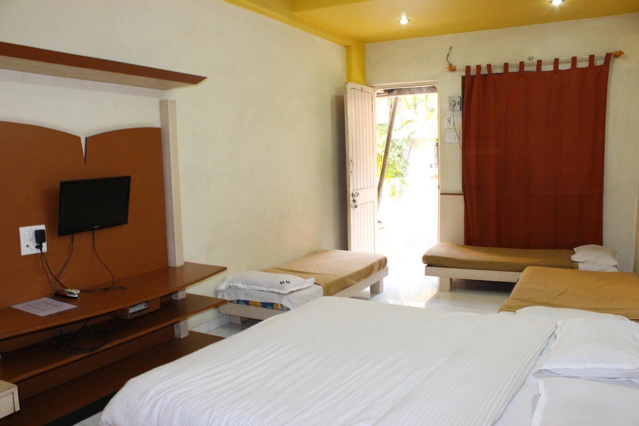 Hotel Royale Heritage Nashik Buitenkant foto