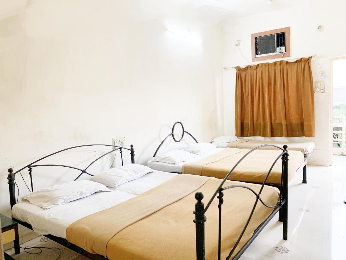 Hotel Royale Heritage Nashik Buitenkant foto