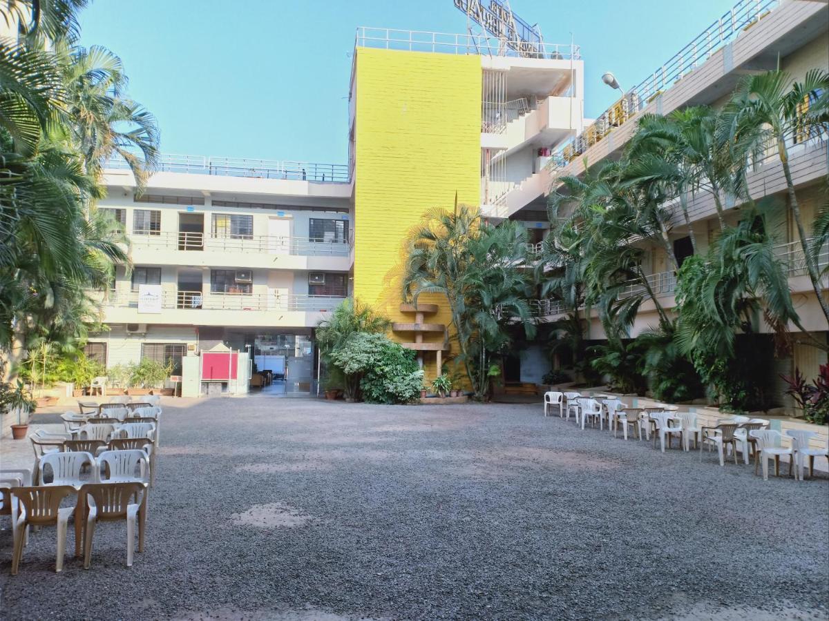 Hotel Royale Heritage Nashik Buitenkant foto